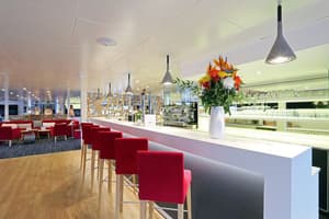 CroisiEurope MS Elbe Princesse Lounge Bar 7.jpg